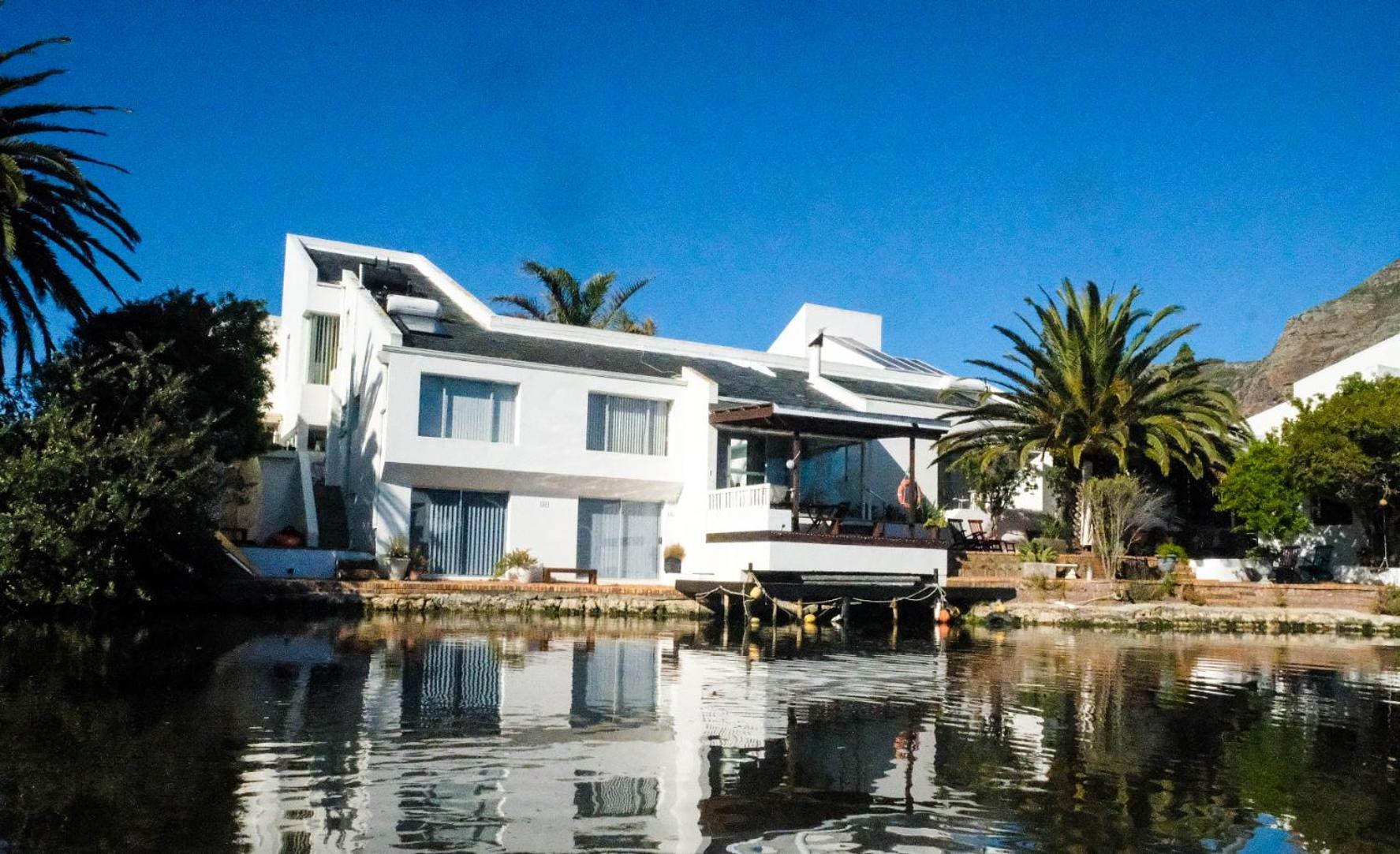 Admiralty Bed & Breakfast Muizenberg Ngoại thất bức ảnh