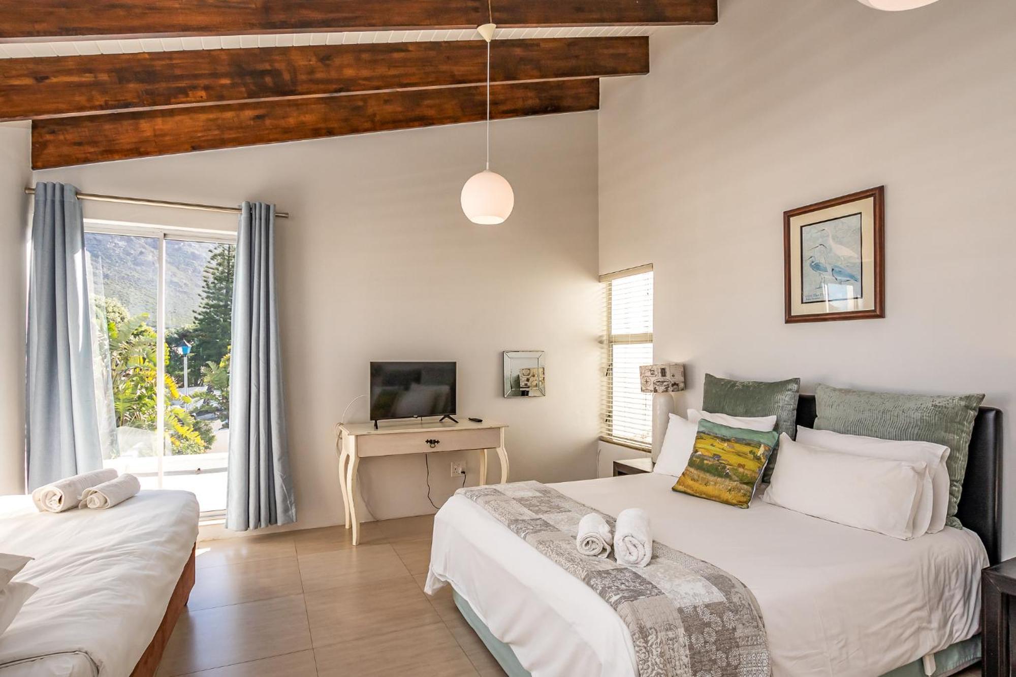 Admiralty Bed & Breakfast Muizenberg Ngoại thất bức ảnh