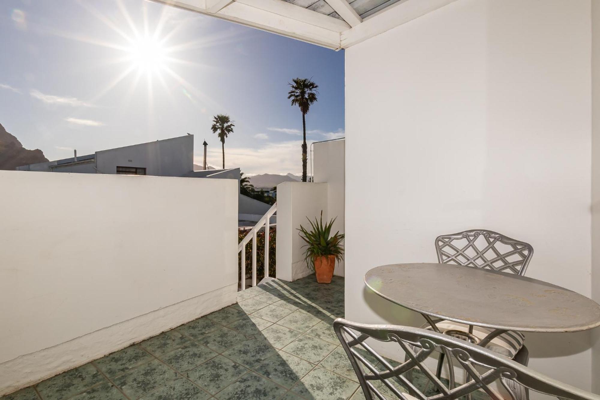 Admiralty Bed & Breakfast Muizenberg Ngoại thất bức ảnh